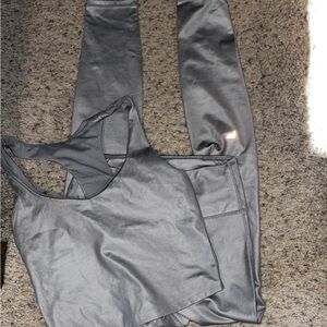 Fabletics Gray Women's Top and Leggings Set